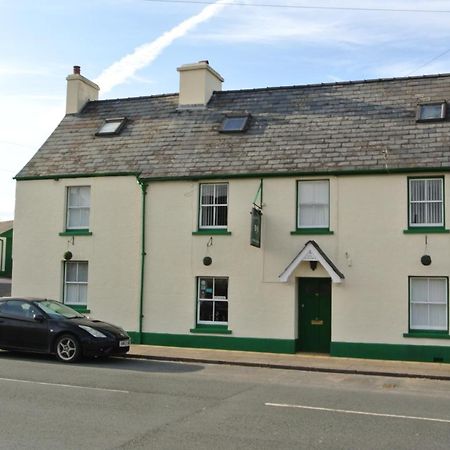 Old Castle Farm Guest House Brecon Bagian luar foto