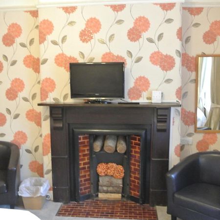Old Castle Farm Guest House Brecon Bagian luar foto