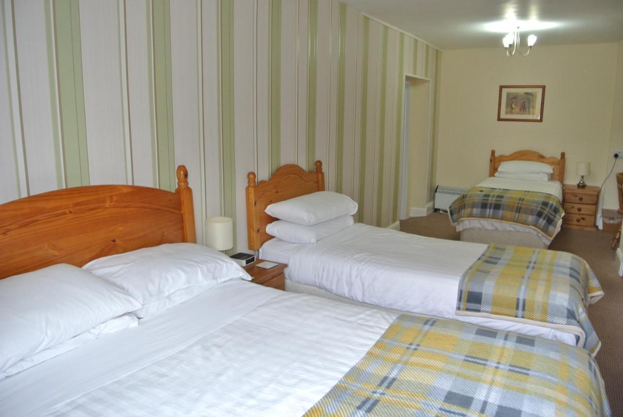 Old Castle Farm Guest House Brecon Bagian luar foto