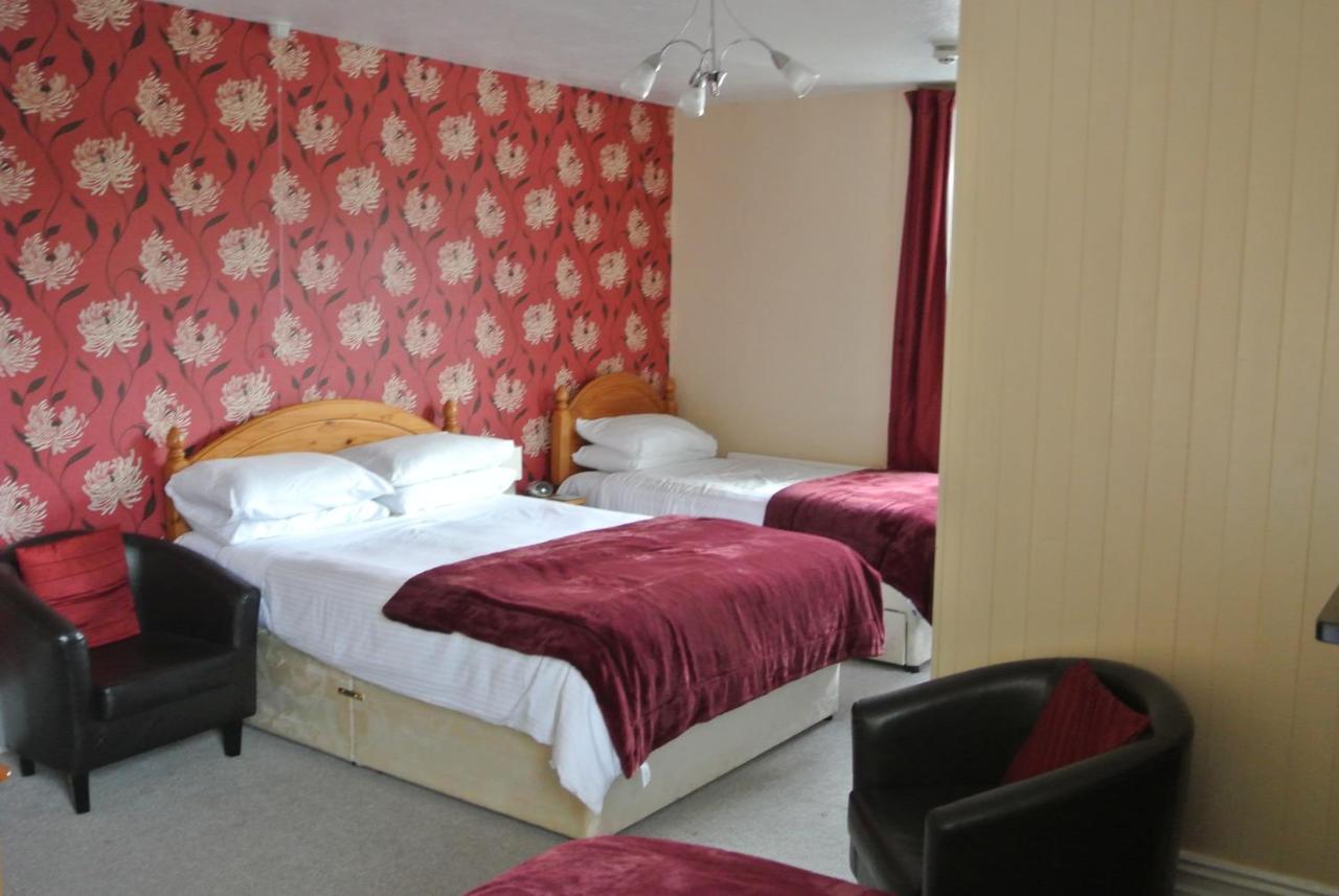 Old Castle Farm Guest House Brecon Bagian luar foto