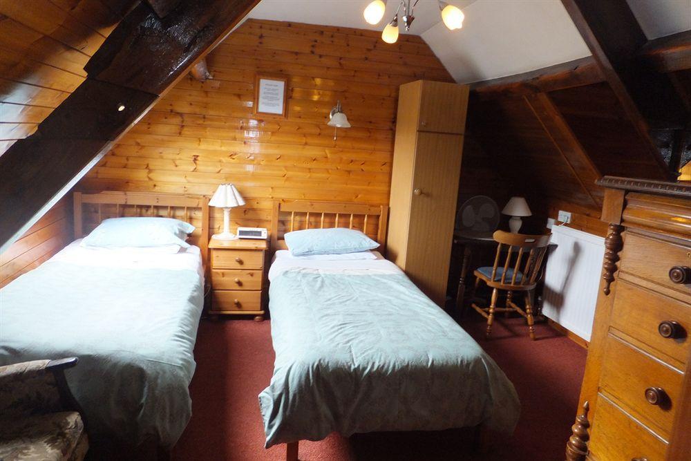 Old Castle Farm Guest House Brecon Bagian luar foto