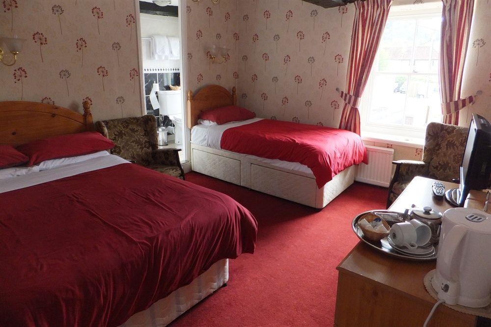 Old Castle Farm Guest House Brecon Bagian luar foto