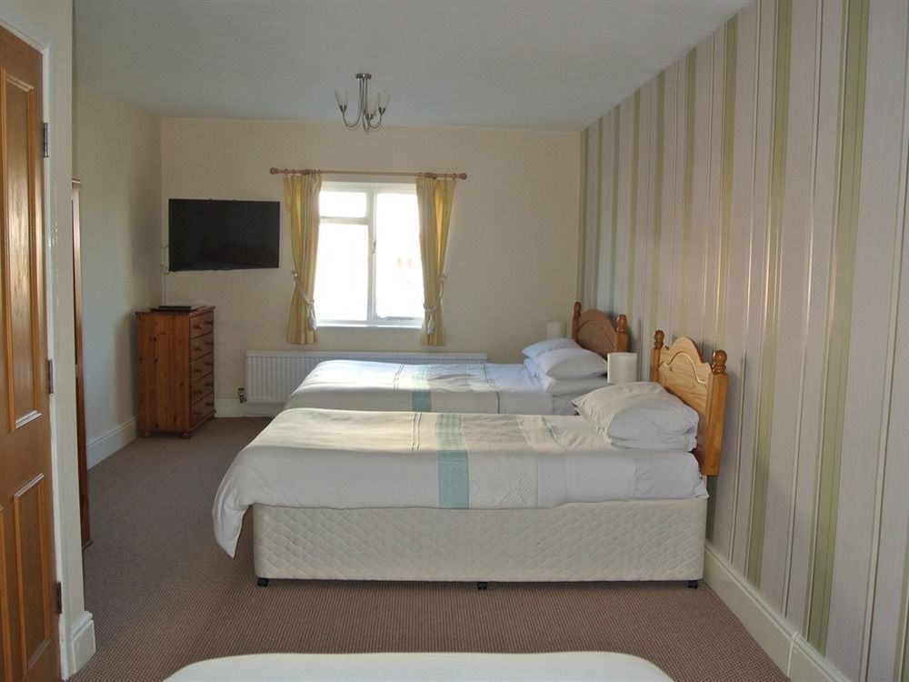 Old Castle Farm Guest House Brecon Bagian luar foto